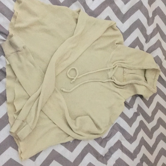 not available Brandy Melville Lennon hoodie - Picture 4 of 6